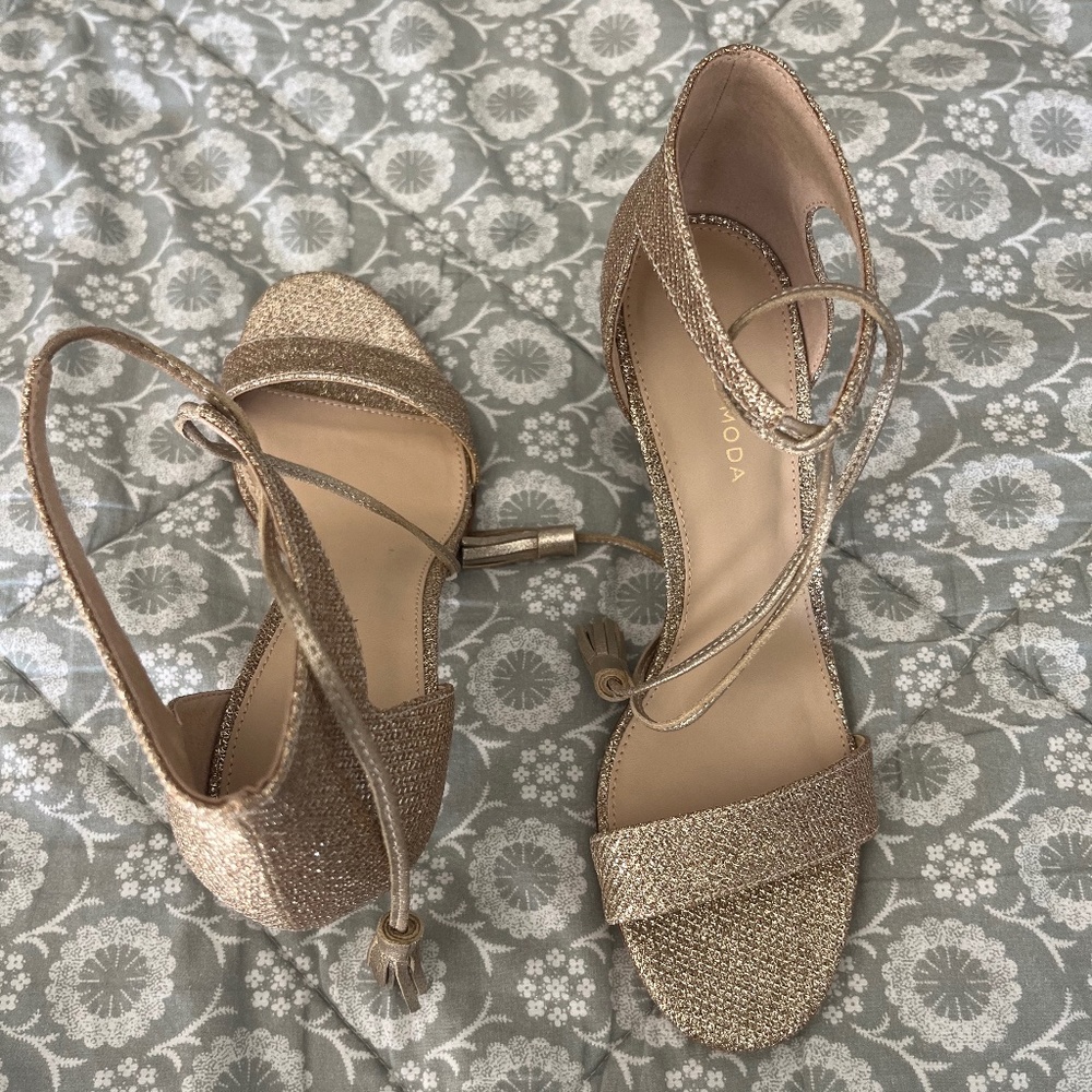 Pelle Moda heels size 7